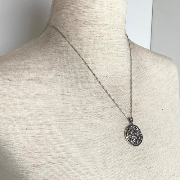 Sterling Silver 925 PAJ Round Celtic Trinity Knot Pendant Necklace 18" Chain - Picture 13 of 16